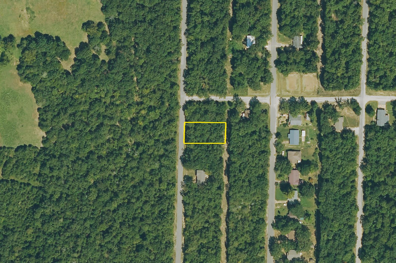 Aerial close-up of the Ranchview Rd lot with boundary outline